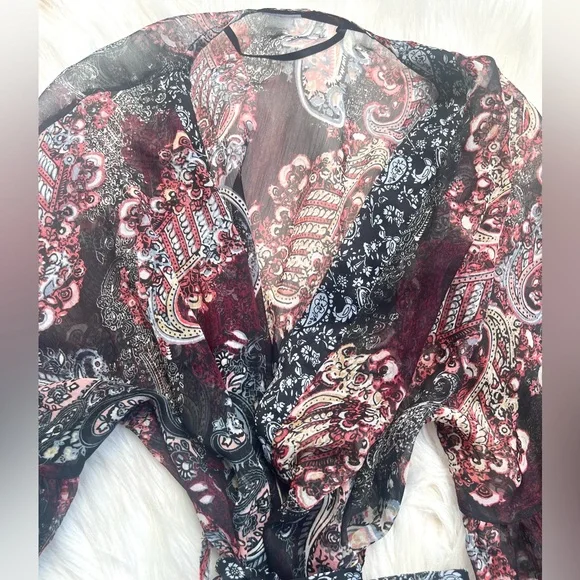 Super cute Robe | home wear | beach clothing - Picture 2 of 5